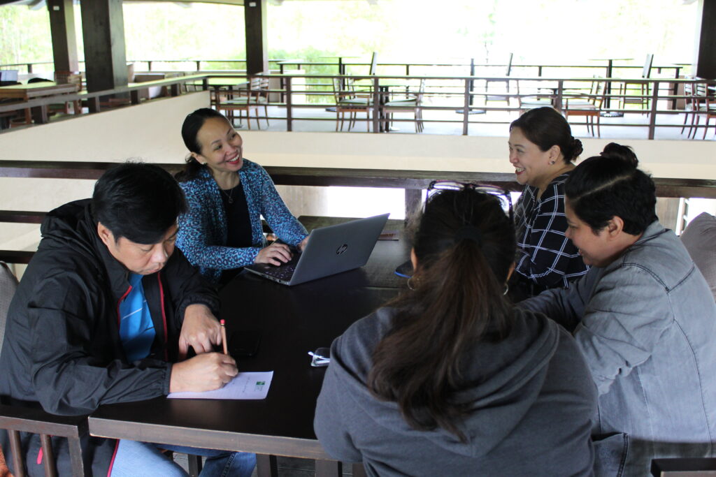 Team doing project planning